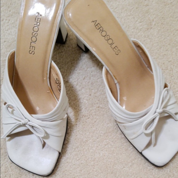 Aerosoles Kitten Block Heels - Picture 2 of 2